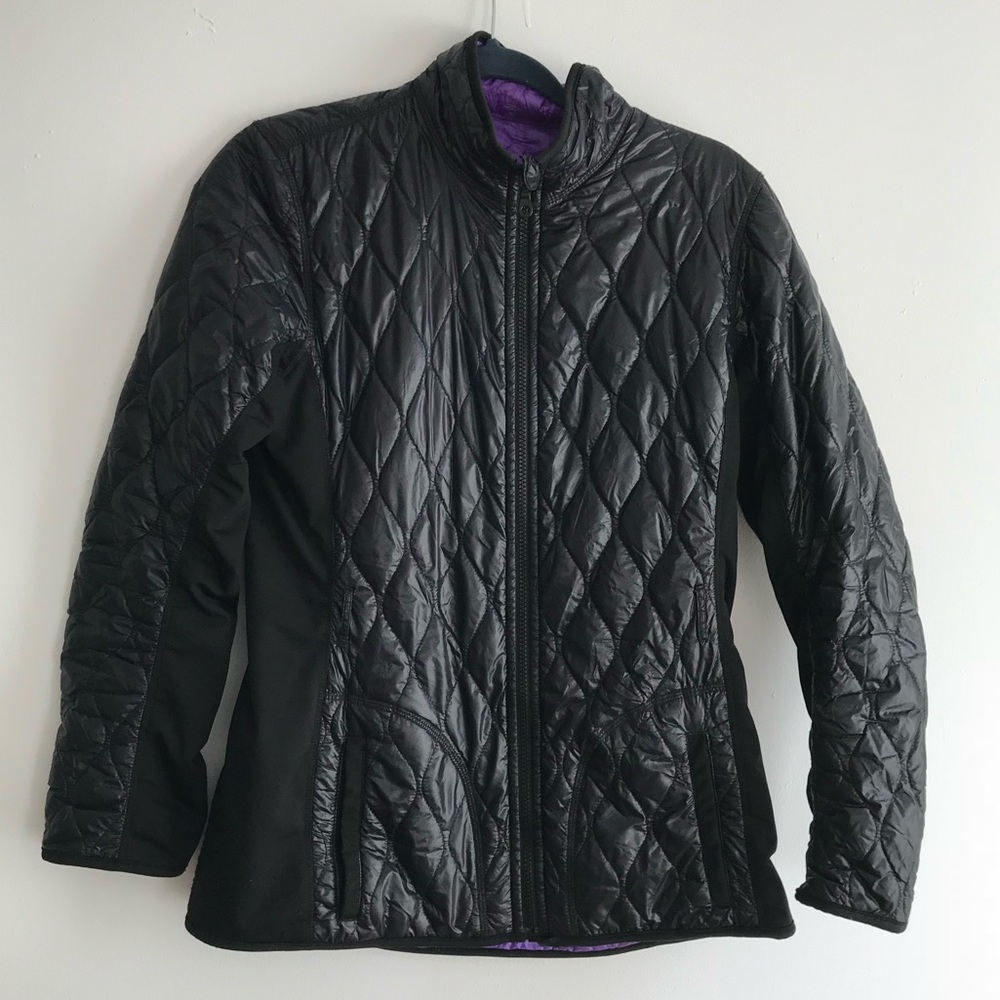 Lightweight reversible women’s coat